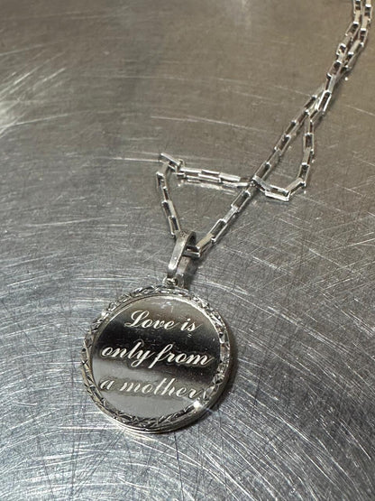 PINGENTE DIAMANTADO COM FOTOGRAVAÇÃO E FRASE – CORRENTE CARTIER 60cm